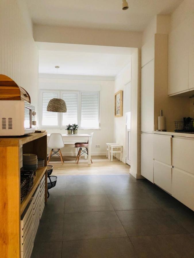 Apartamento Espacoso E Confortavel No Centro Do Montijoアパートメント エクステリア 写真